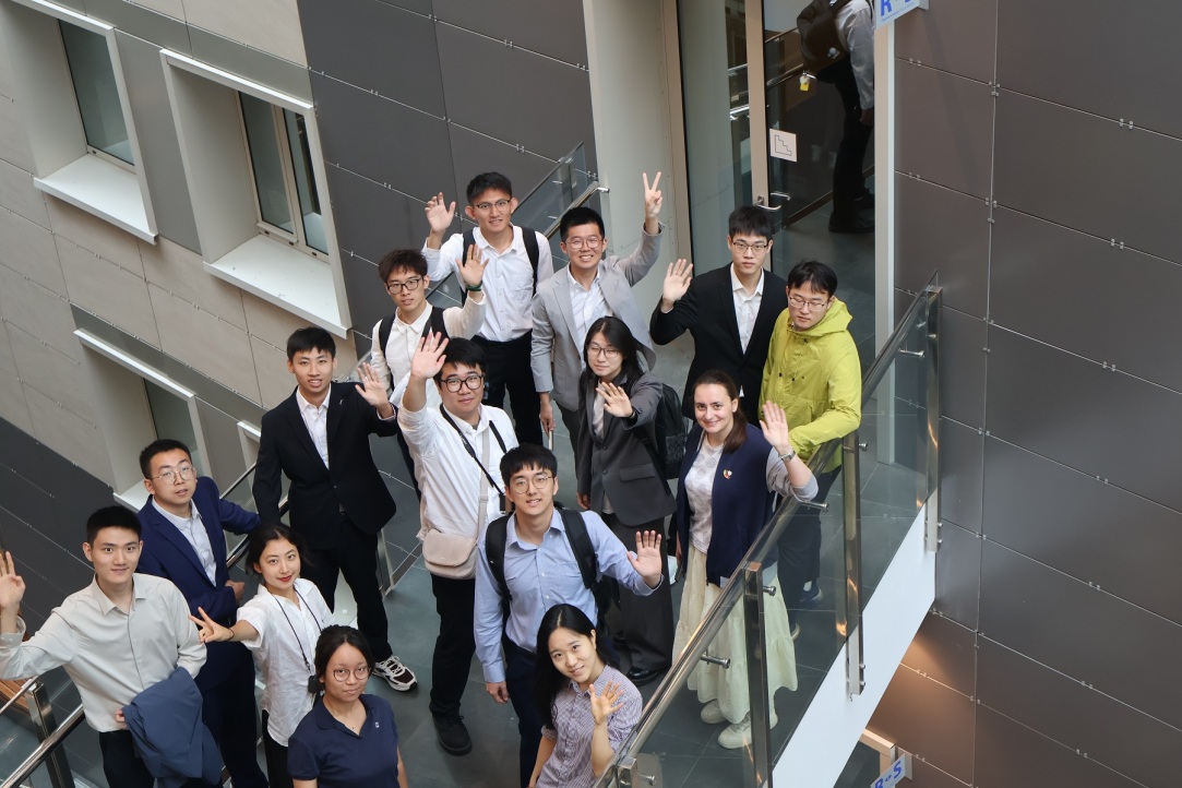AI and Chinese Culture Day: HSE University Welcomes Students and Postgraduates from Tsinghua University